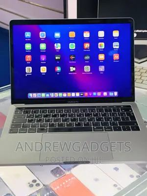 Laptop Apple MacBook Pro 2019 16GB Intel Core i5 SSD 256GB
