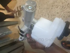 Master Cylinder for Noah and Mark 2