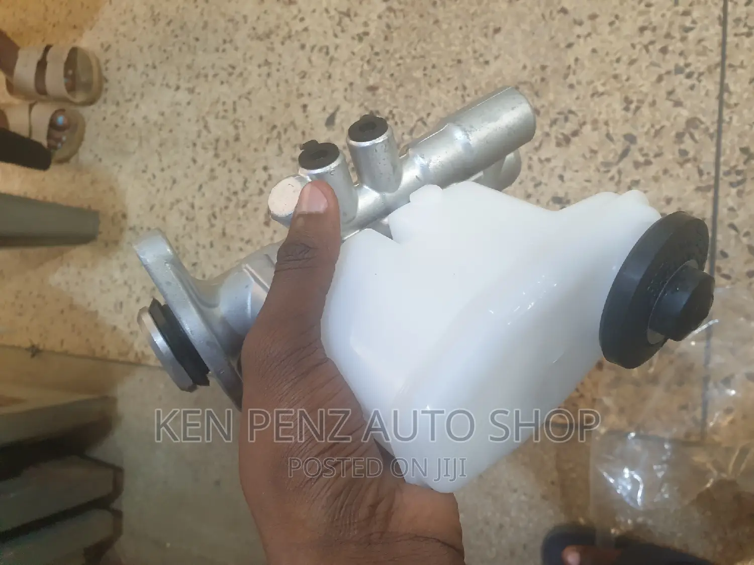 Master Cylinder for Noah and Mark 2