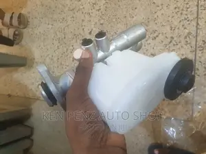 Master Cylinder for Noah and Mark 2