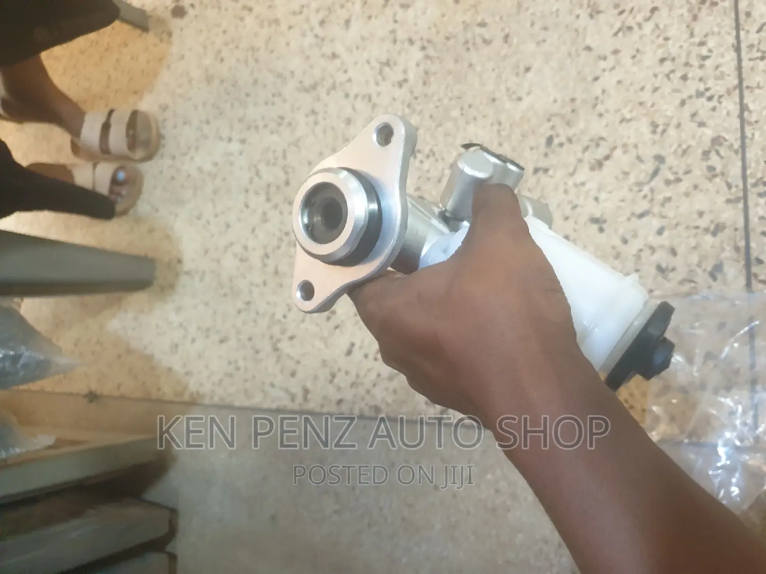Master Cylinder for Noah and Mark 2