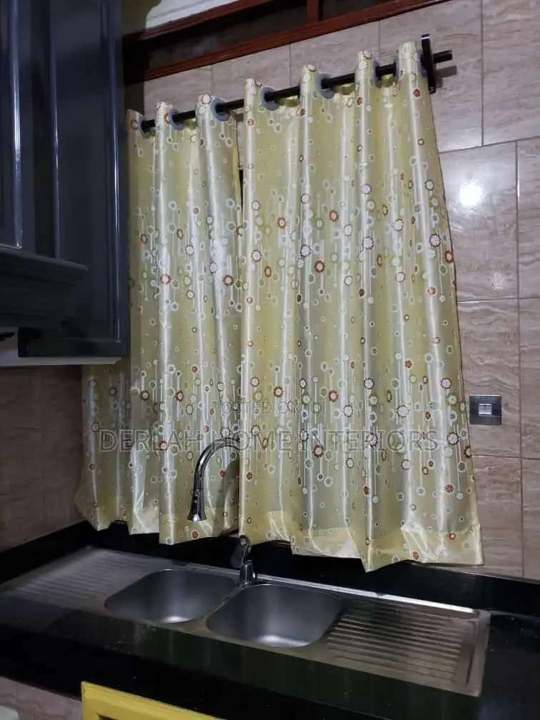 Water Proof Curtains for Kitchen en Window