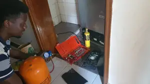 Refrigerator Repair Service/Mechanic 28