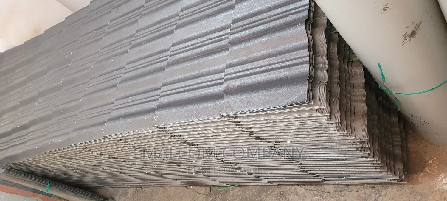 Versatile/ Kategula Iron Sheets 28 Gauge.