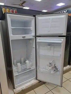 270 Hisense Double Door Fridge With Water Dispenser