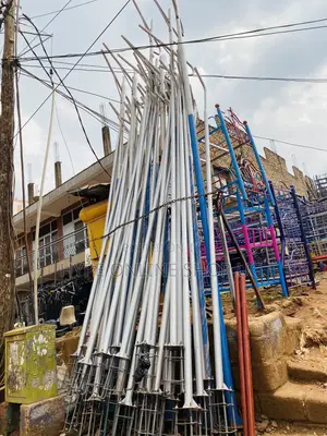 Affordable Solar Poles 009