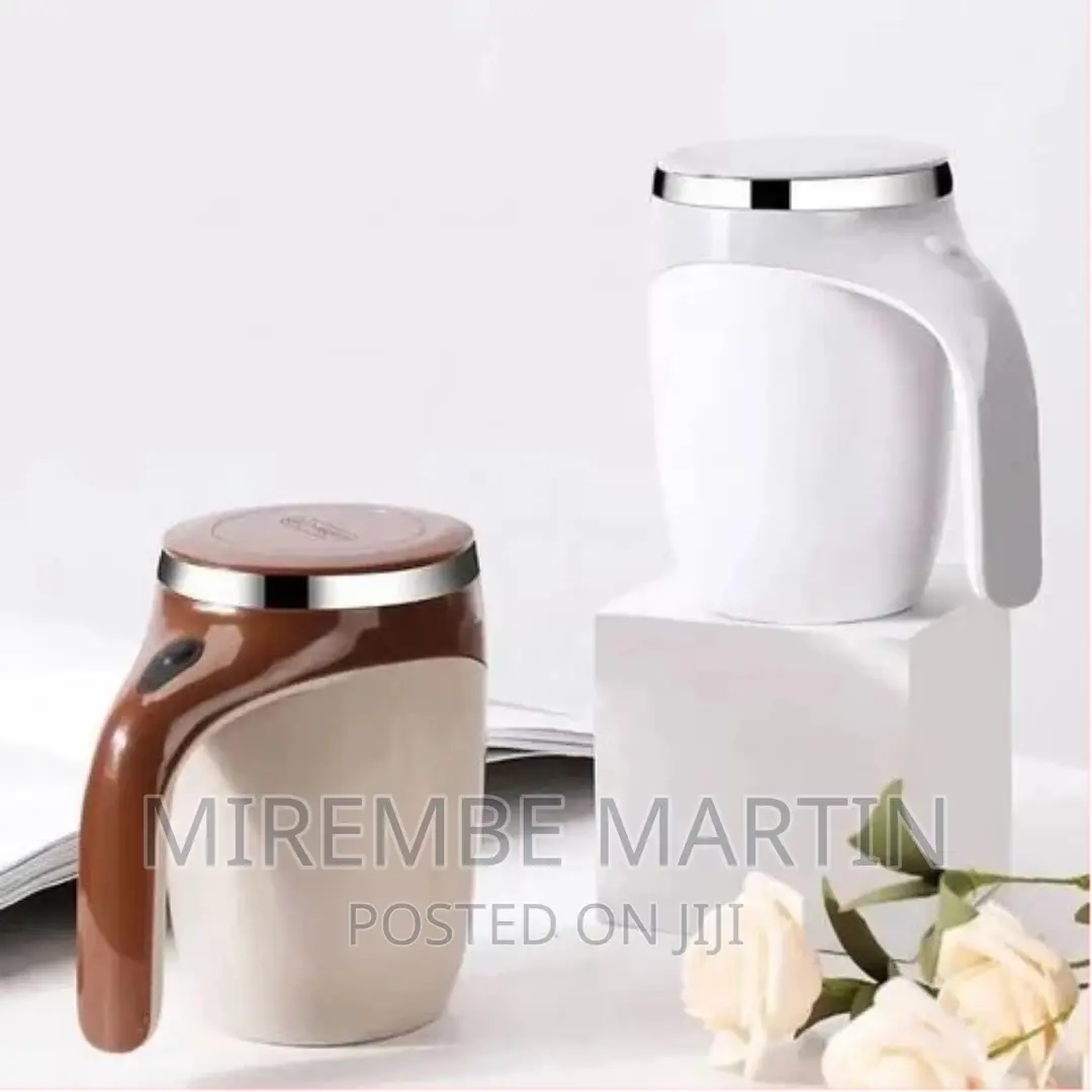 Multifunctional Magnetic Self-Stirring Cup Travel Mug