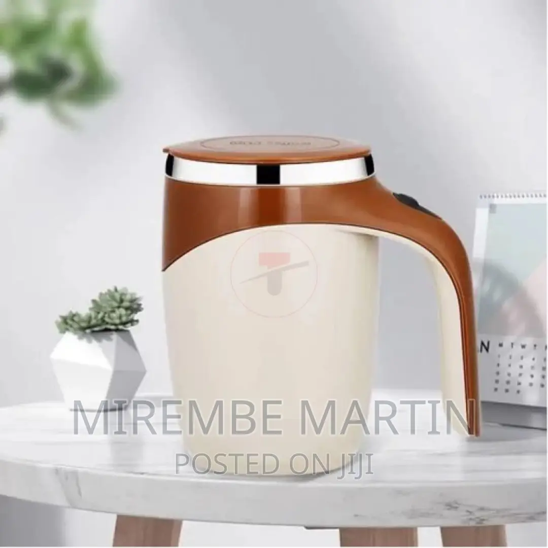 Multifunctional Magnetic Self-Stirring Cup Travel Mug