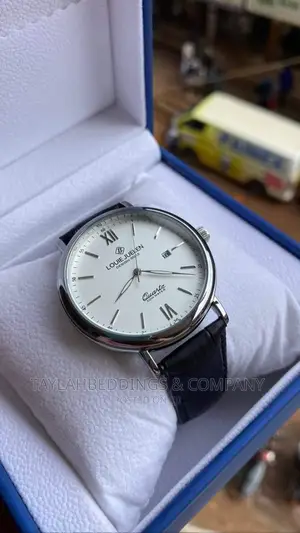 LOUIE JUELEN Leather Strap Men's Luminous Famous Watch