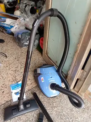 Vacuum Cleaner 1200W