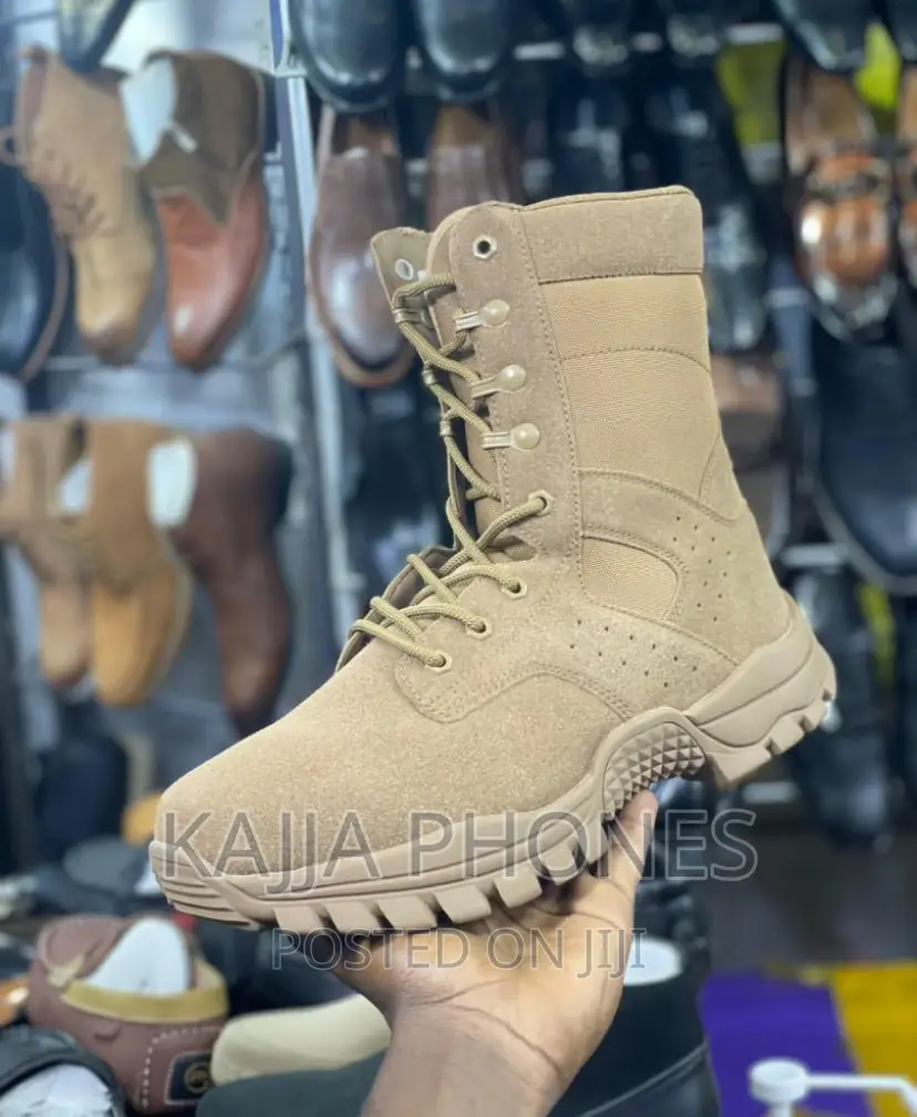 Anker Boots