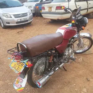 Bajaj Boxer 100 2018 Red