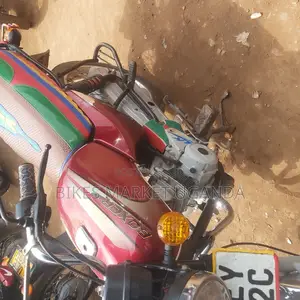 Bajaj Boxer 2019 Red