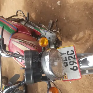 Bajaj Boxer 2019 Red