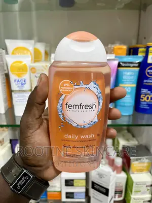Femfresh Intimate Skincare ( Balances Virginal Ph Fresh )
