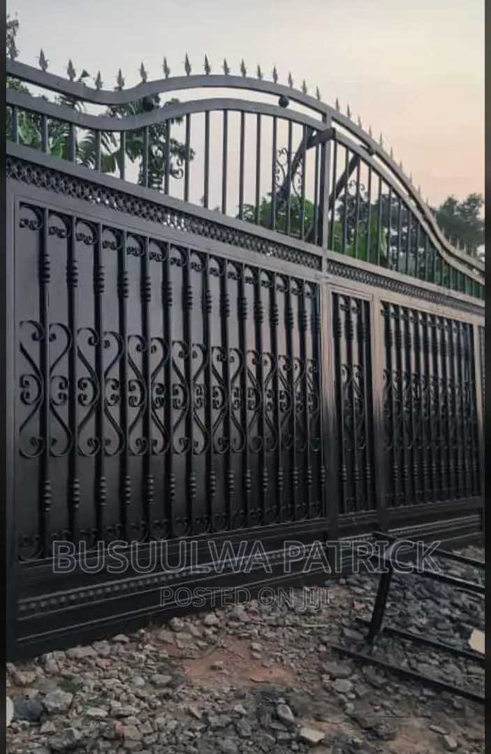 Sliding Gate 8x18