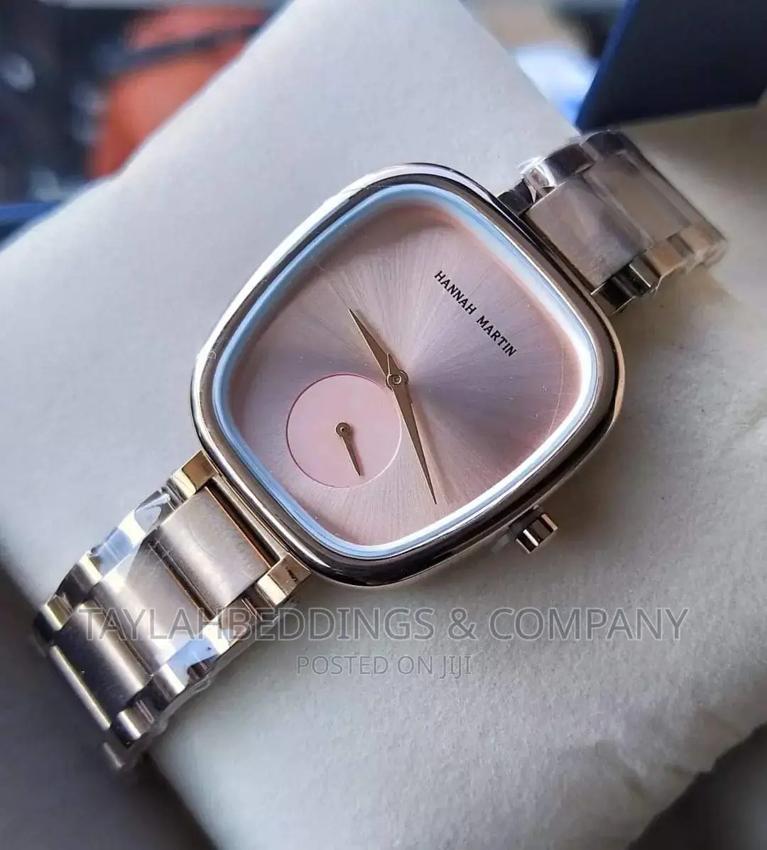 Hannah Martin Womens Japanese Quartz Movement 30M Waterproof