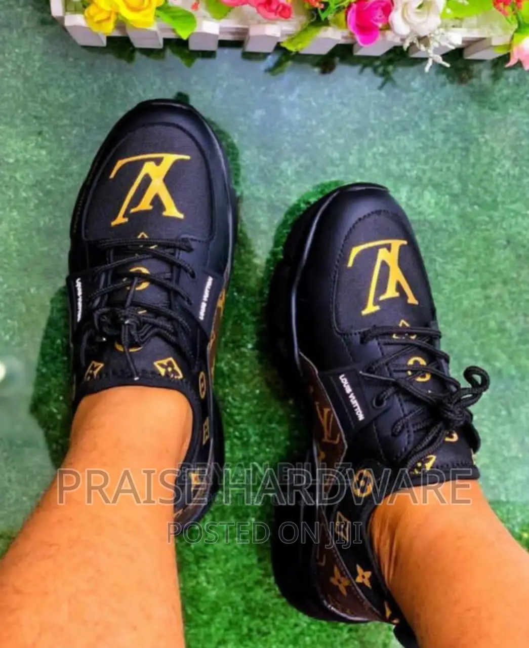 Louis Vuitton  Sneakers