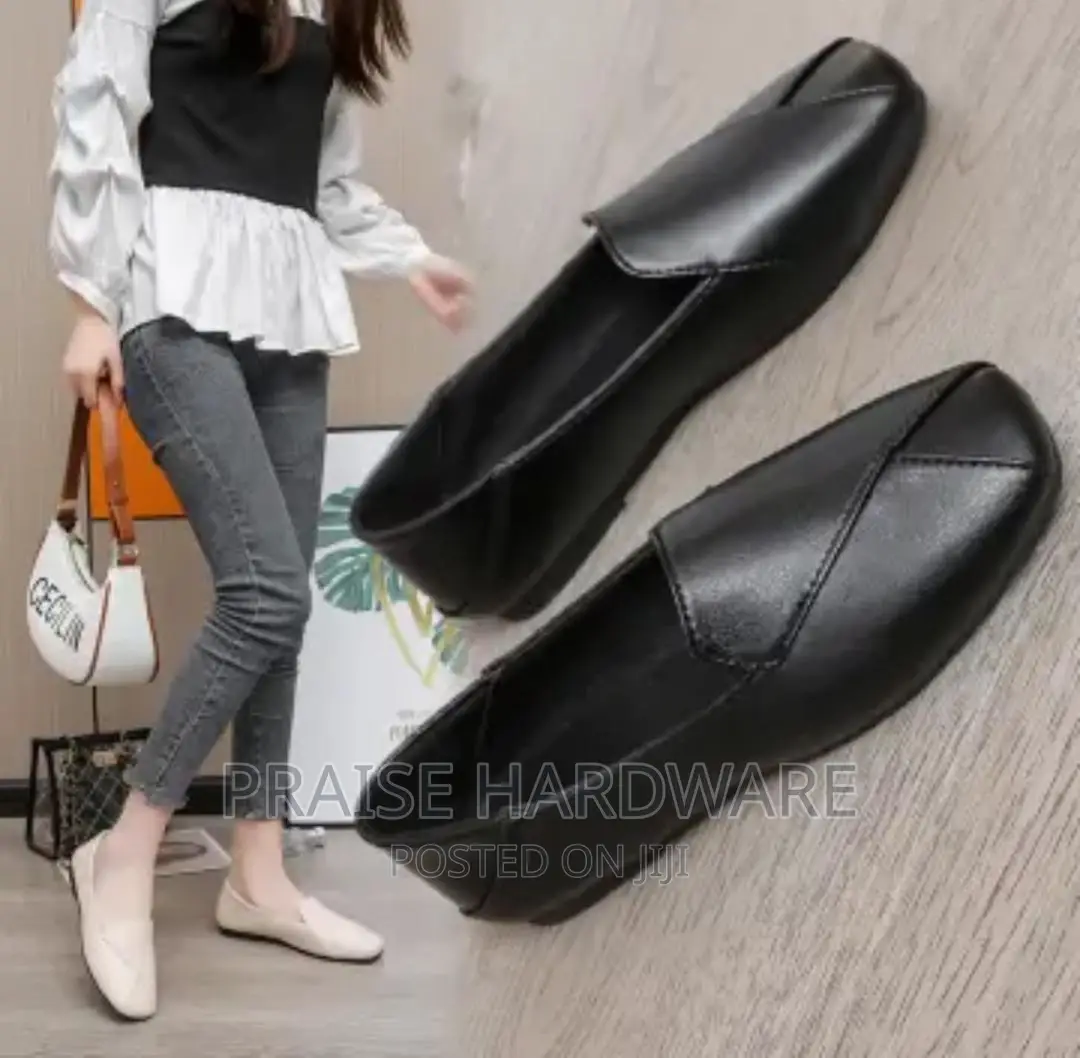 Flat Closed Shoes