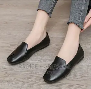 Flat Closed Shoes