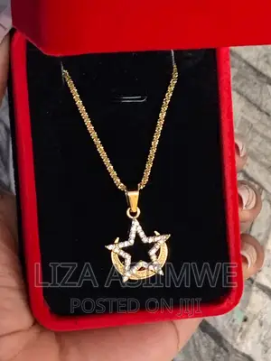 Lady’S Necklaces