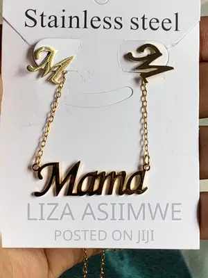 Mama Necklaces