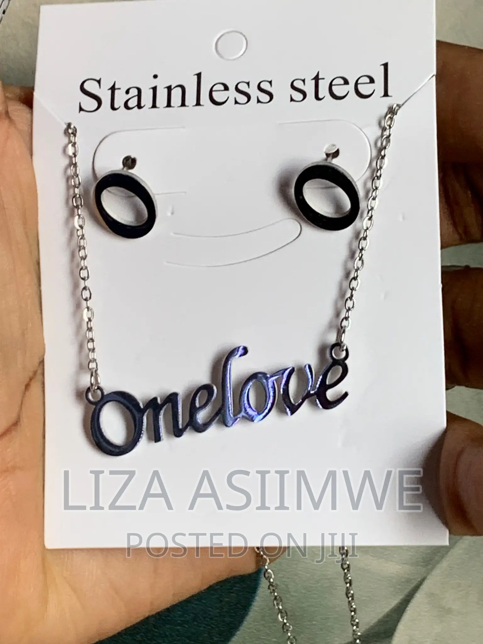 Simple Necklaces