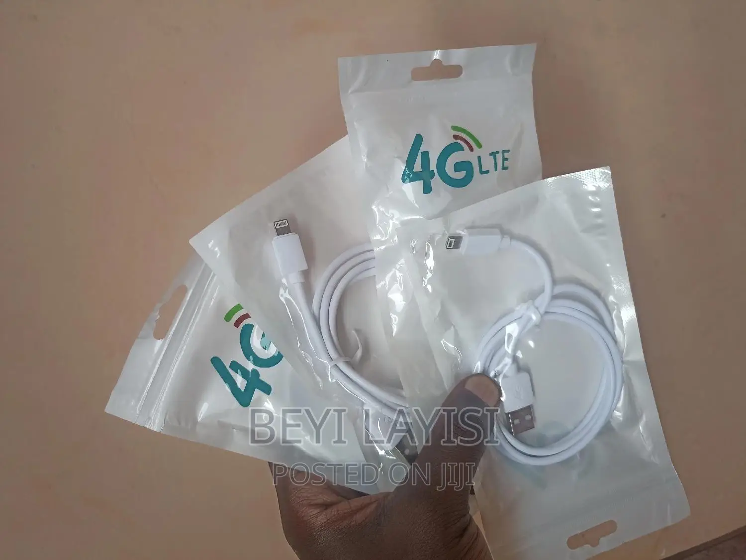 iPhone 4G USB Data Cable Charger