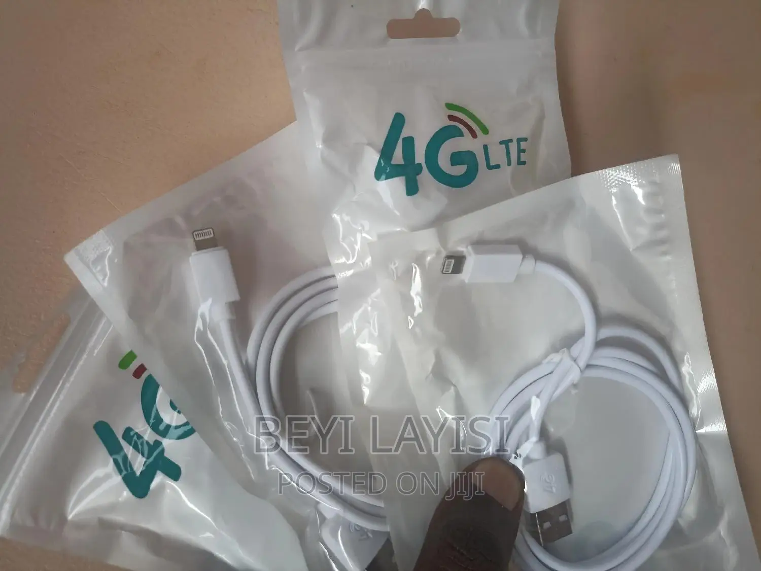 iPhone 4G USB Data Cable Charger