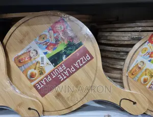 Medium Size Wooden Pizza Plate