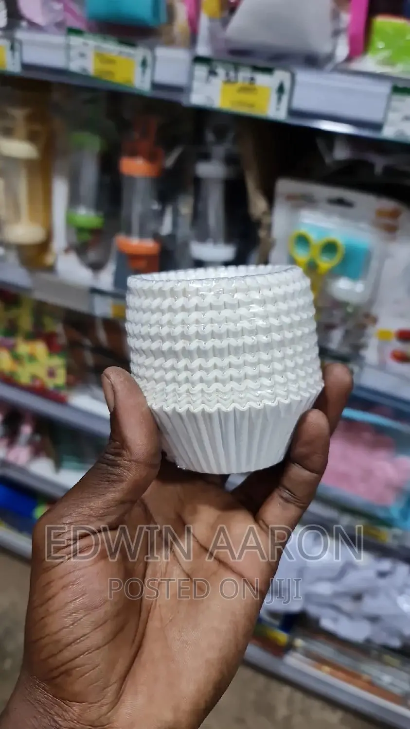 White Paper Cake Cups 250pcs