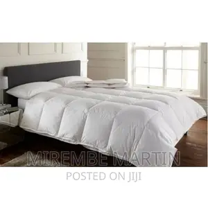 Duvet Cover Inner / Quilt