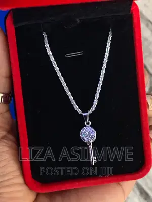 Lady’S Necklaces