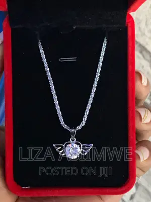 Lady’S Necklaces