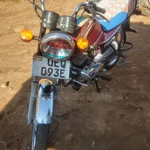 Bajaj Boxer 2018 Red