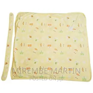 Baby Shawl Receiver – Cream Pattern May Vary