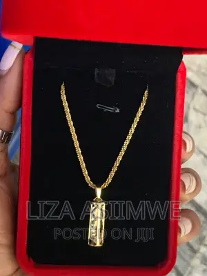 Lady’S Necklaces