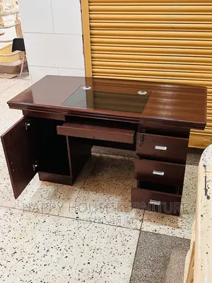 Executive Office Desk (1.4 Meters)