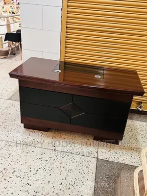 Executive Office Desk (1.4 Meters)