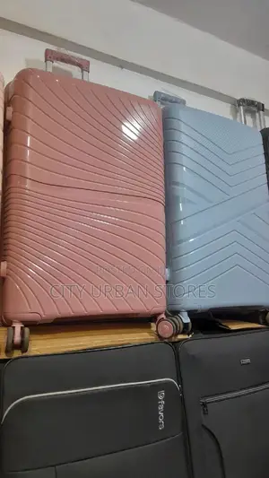 Good Partner Rubber Suitcase