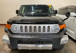 Toyota FJ Cruiser 4x4 Automatic 2012 Black