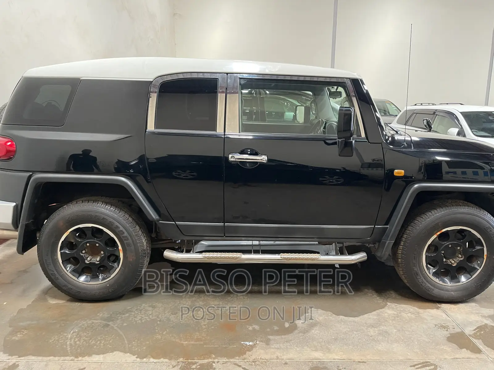 Toyota FJ Cruiser 4x4 Automatic 2012 Black
