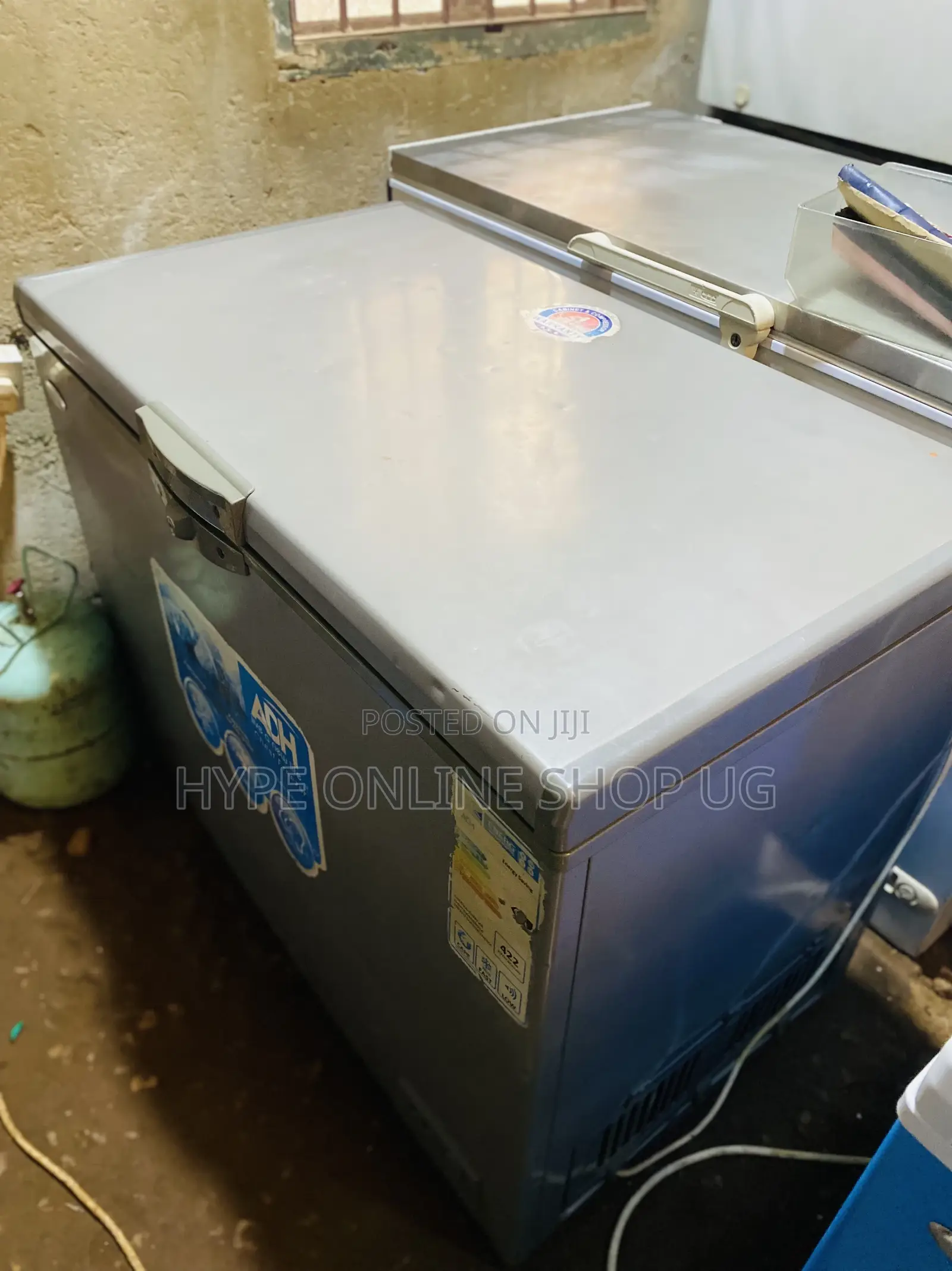 350L Adh Deepfreezer at 950000