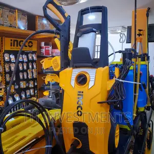 High Pressure Washer 1800W.