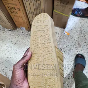 Push in Men's Open Shoes.