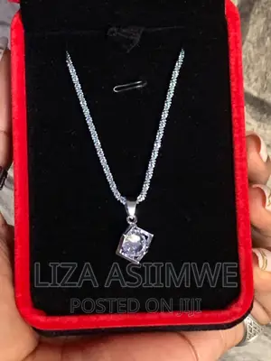 Lady’S Necklaces