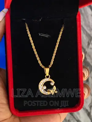 Lady’S Necklaces