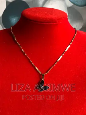 Lady’S Necklaces With a Butterfly Pendant