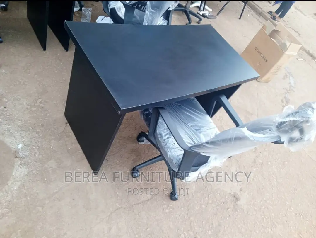 Office Chair and Table (2piece Set)