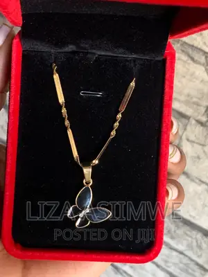 Lady’S Necklaces